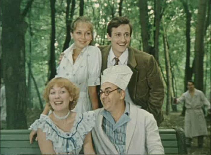 Кадр из фильма *Покровские ворота*, 1982 | Фото: kino-teatr.ru