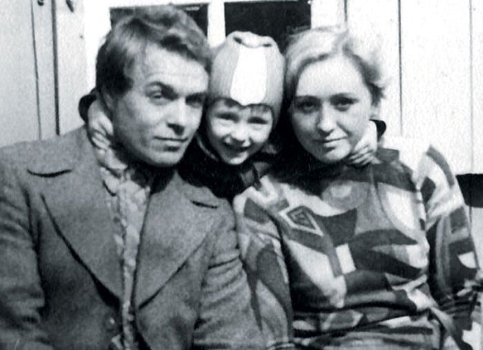 Сергей Безруков с родителями, 1977 | Фото: tele.ru