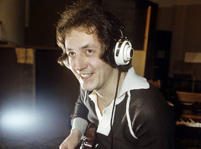 Певец в студии звукозаписи, 1980 | Фото: aif.ru