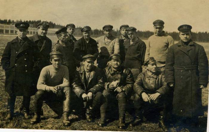 Группа летчиков. 1 мая 1923 года.