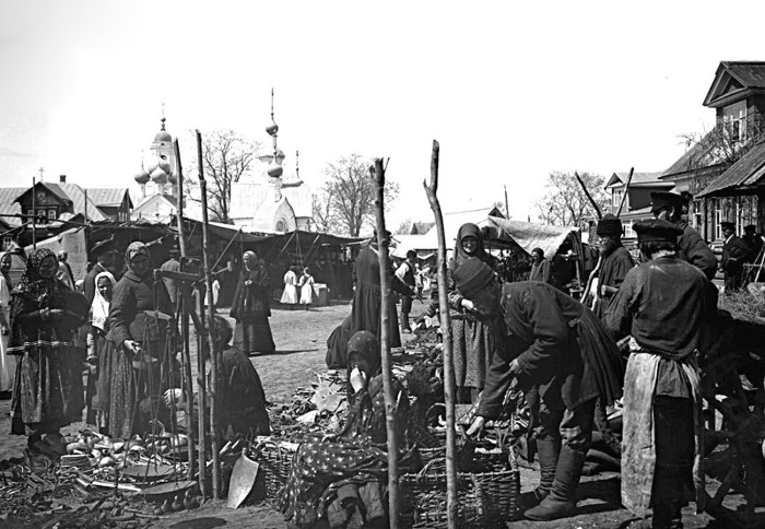 Торговые ряды на территории базарной площади в селе Бор. Нижегородская губерния, 1894 год.