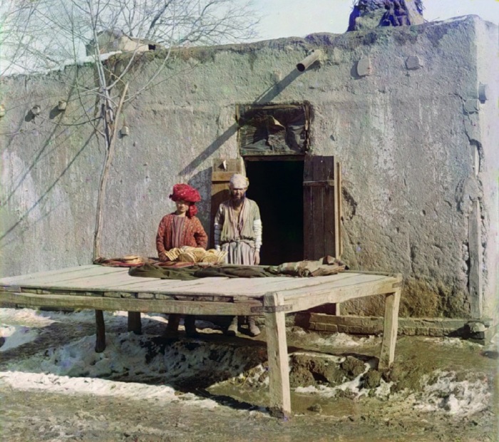Пекарня в центре Старой Бухары в 1907 году. 