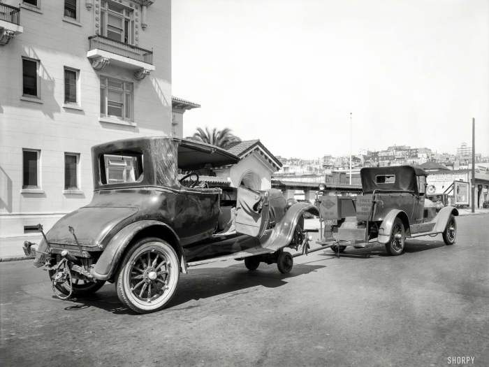 Буксировка после аварии в 1925 году. 
