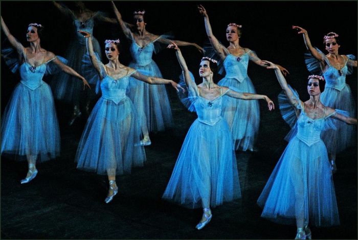 На сцене Одесского театра оперы и балета.