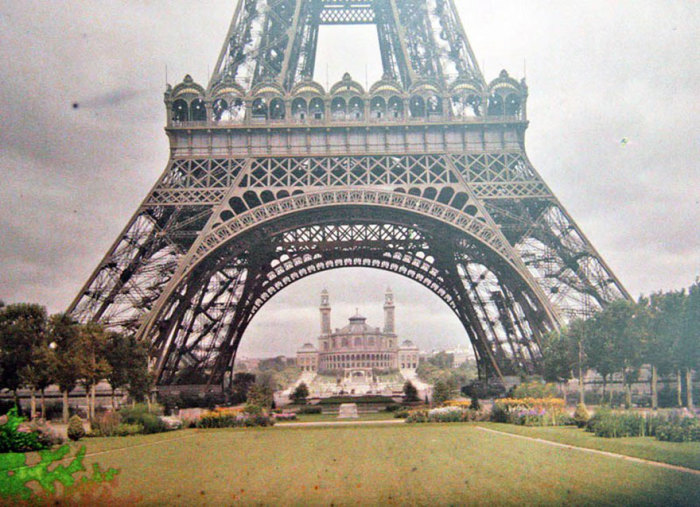 Металлическая башня в центре Парижа. Франция, Париж, 1914 год. 