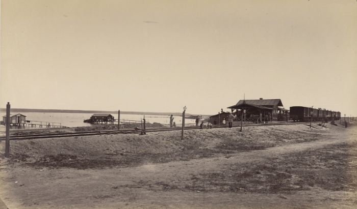  Лиман в 3 км к северо-западу от побережья Одесского залива Чёрного моря. Одесса, конец 1870-х годов.