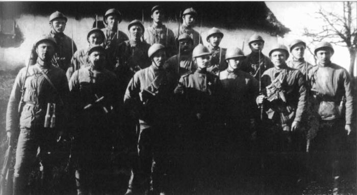 Солдаты из отряда Чешской дружины в 1914 году. 