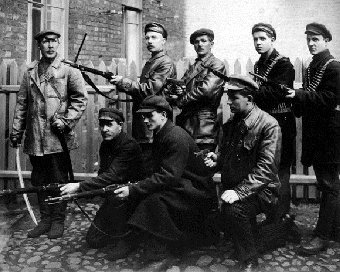 Красногвардейцы завода имени Егорова в 1927 году.