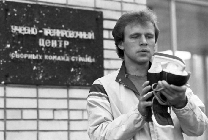 Хоккеист Вячеслав Фетисов. 16 октября 1984 года.