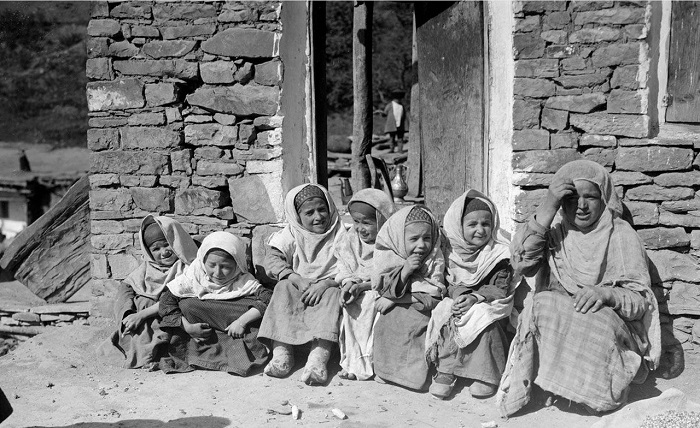 Группа дагестанских девочек. 1933 год. 