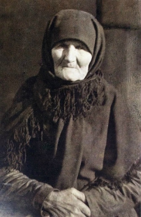 Казачка 95-ти лет. 1875-1876 год. Фото: Ivan Boldyrev.  