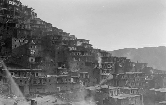 Дома и улицы на склоне холма. Дагестан, 1933 год. 