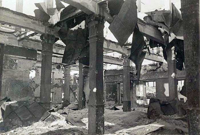 Руины центрального вокзала.  Сталинград, 1942-1943 год.