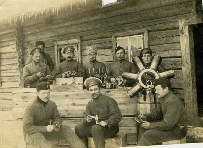 Бригада механиков 1-го корпуса авиационного отряда. Январь 1915 год. 
