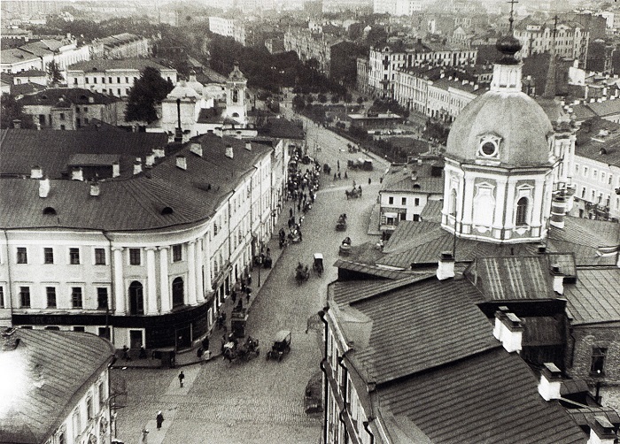 Бульварное кольцо. Вид на Пречистенский бульвар. 1926 год. Фото: Alexander Rodchenko.