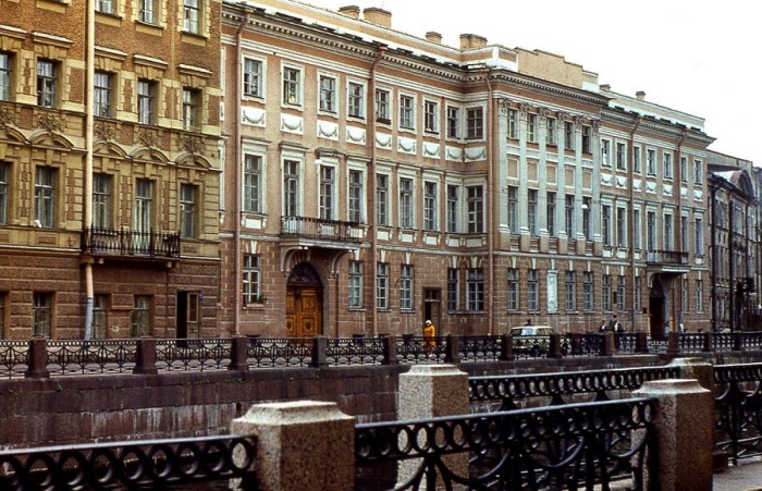 Дом-музей Пушкина на реке Мойке. Ленинград, 20  век.