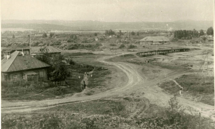 Пустая деревня перед затоплением в связи с постройкой платины. СССР, 1962 год.