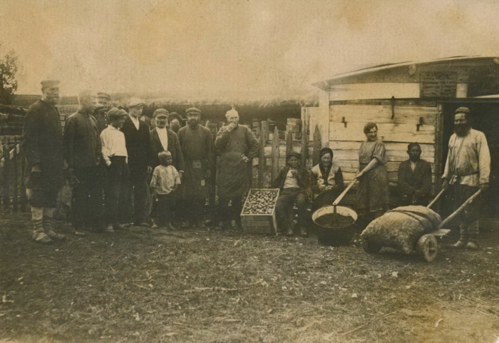 Жители деревни Кувыково. СССР, 4 ноября 1935 года.