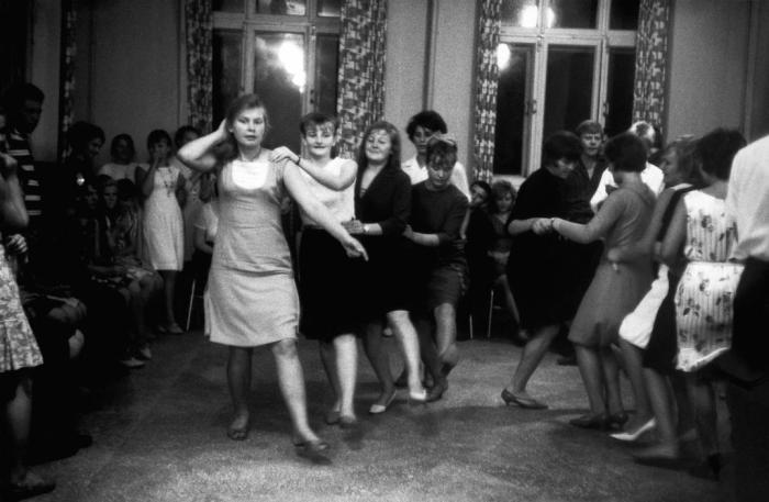 Субботний вечер в одном из кубанских колхозов. СССР, 1966 год.