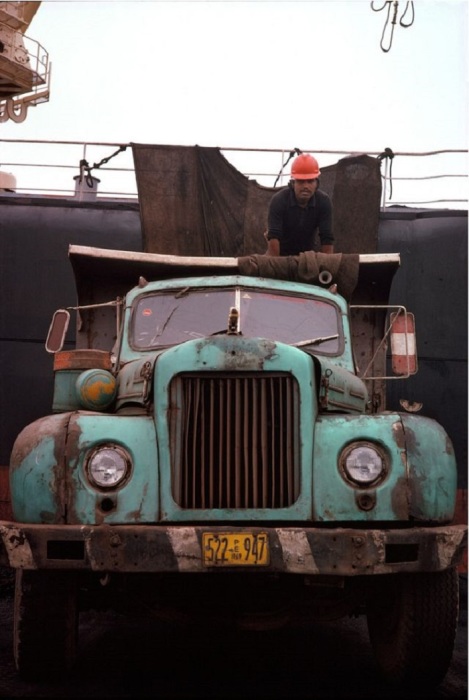 Грузовой автомобиль для перевозки угля. Перу, 1974 год.