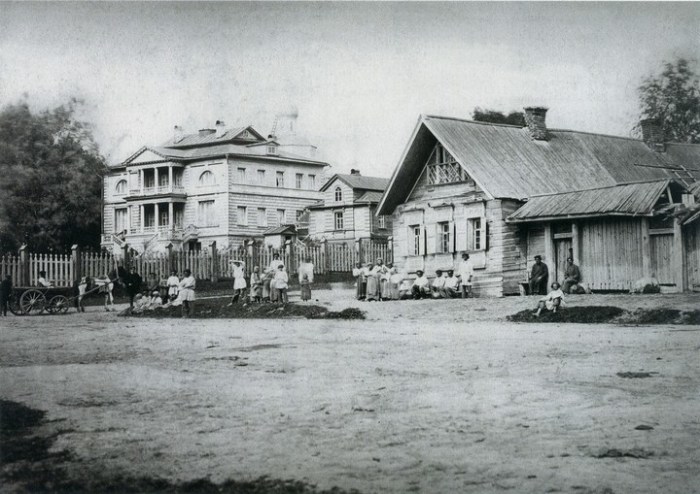 Центральная улица в селе Бородино в 1867 году.