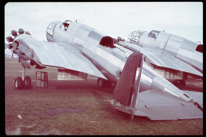 Поврежденный польский лёгкий бомбардировщик PZL.23 Karas.