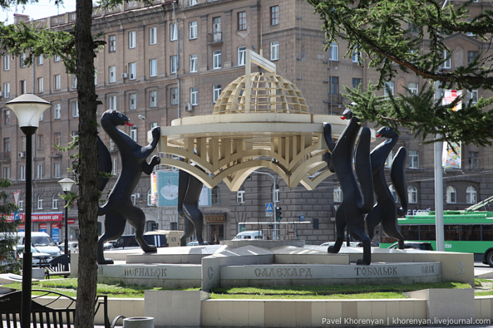 Скульптура «Сибирские соболя»./Фото: ljrate.ru