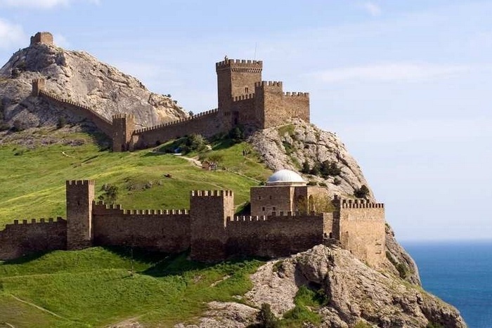 Судакская (Генуэзская) крепость./ Фото: news.sevas.com