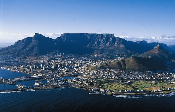 Семь чудес света: Столовая гора в Кейптауне.