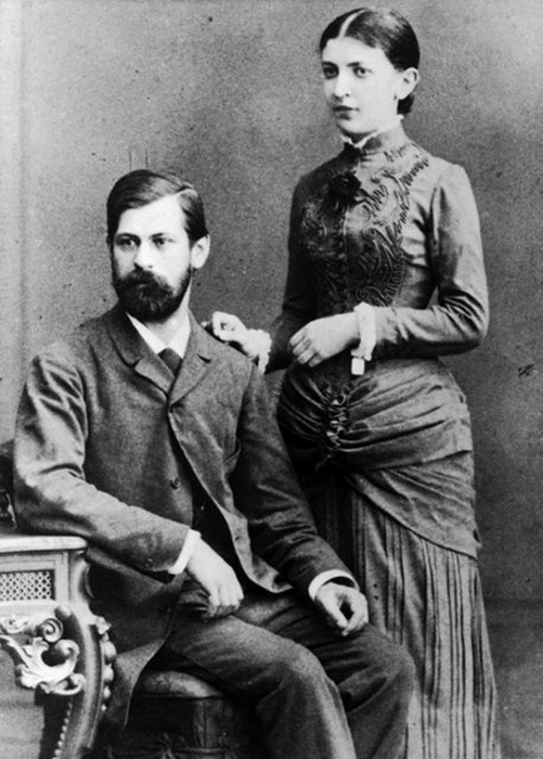 Зигмунд Фрейд и его жена Марта Бернейс