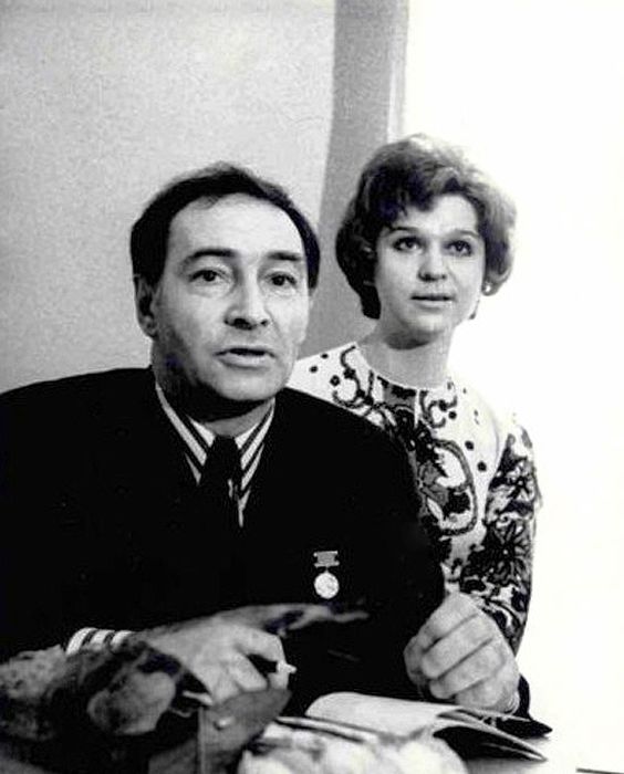 Вячеслав Тихонов с женой Тамарой / Фото: www.kino-teatr.ru