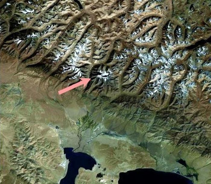 Фото Кайласа из космоса. / Фото: www.tibet.ru
