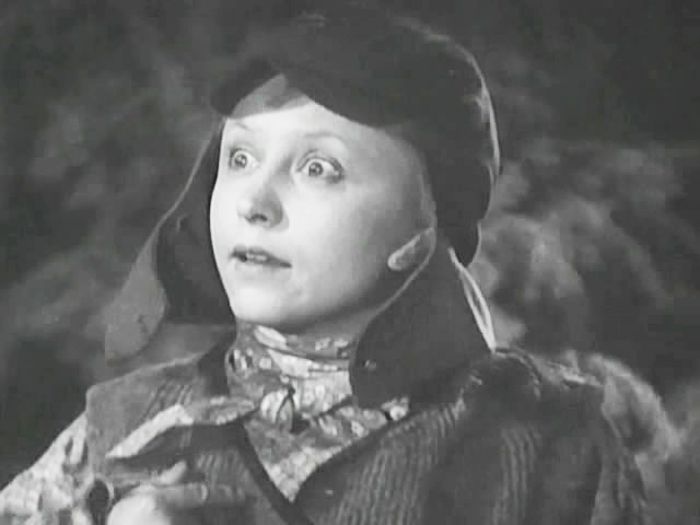 Янина Жеймо, кадр из фильма «Боевой киносборник №12. Ванька», 1942 год. / Фото: www.kino-teatr.ru