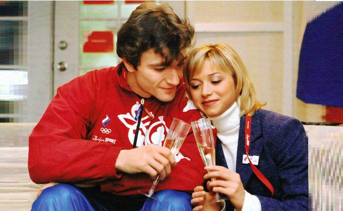 Елена Бережная и Антон Сихарулидзе. Великолепная пара из них получилась только на льду, но не в жизни.