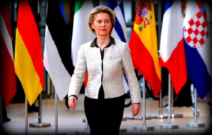  13-й Председатель Европейской комиссии - Урсула фон дер Ляйен. 
