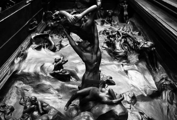  Каждая группа грешников решена скульптором в отдельности от других, что несёт собой необычайный хаос. | Фото: balthazar.club.