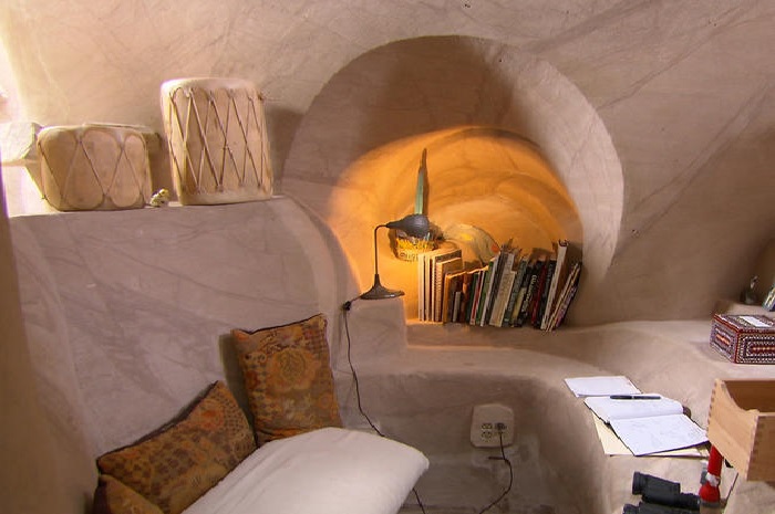 Комната для отдыха в пещере Ра Полетта.