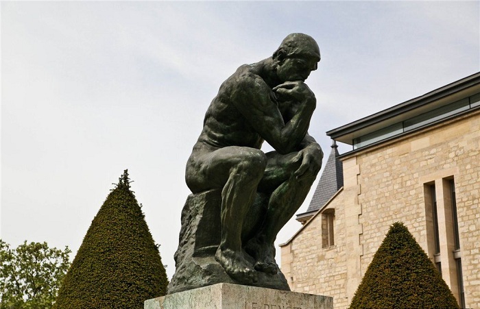 «Мыслитель» - статуя, установленная в музее Родена в Париже. | Фото: 