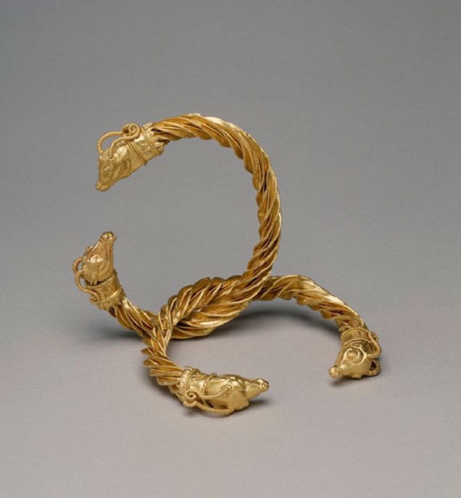 Греческие браслеты (Золото, IV в. до н. э.)