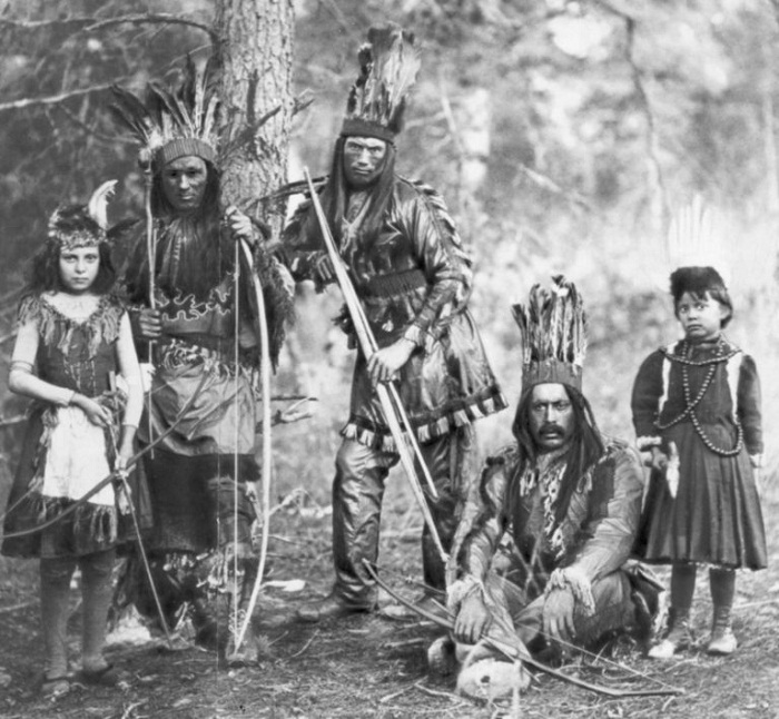 Какую одежду носили индейцы Североной Америки, и как на самом деле выглядел...