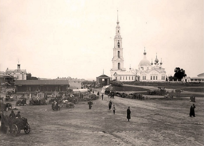 1903 год. Никольский cобор и колокольня