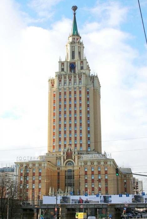 Сталинские высотки: Малоизвестные факты о легендарных московских небоскрёбах!