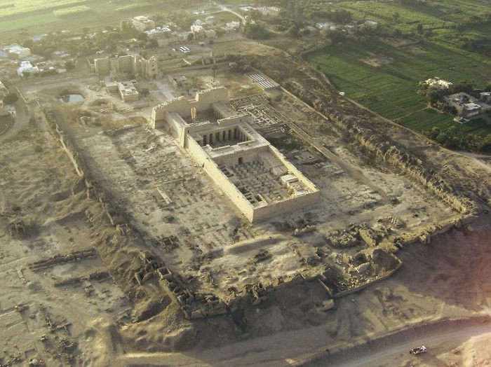 Храмовый комплекс Мединет-Абу