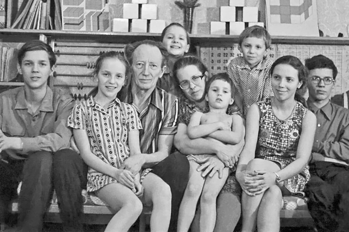 В семье Никитиных было семеро детей. /Фото: abakus-center.ru