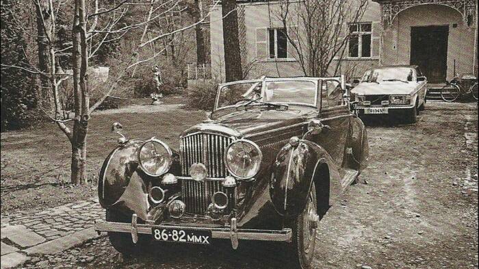 Раритетный Bentley из автомобильной коллекции Виктора Луи. /Фото: i.ytimg.com
