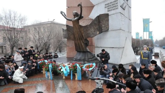 Сегодня историю Желтоксана в Казахстане преподносят по-своему. /Фото: i.mycdn.me