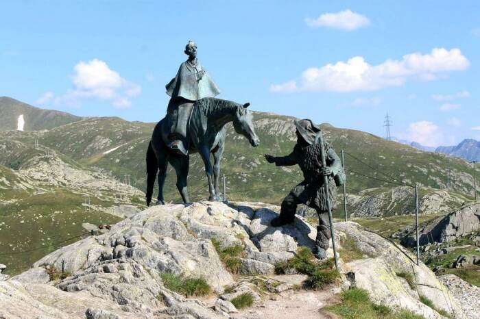 Памятник Суворову в Швейцарии. /Фото: interesnyefakty.org