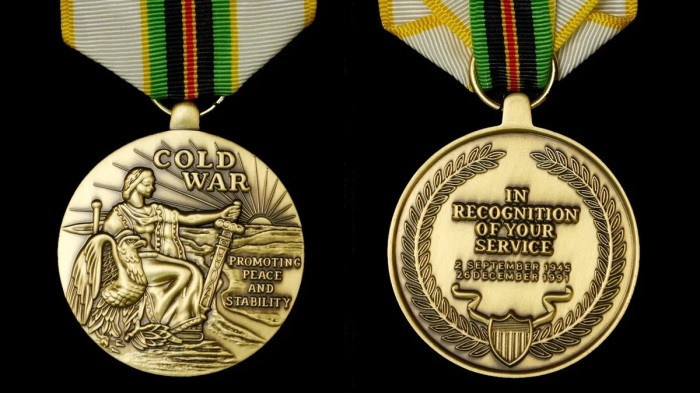 Американская медаль за победу в холодной войне. /Фото: avatars.dzeninfra.ru