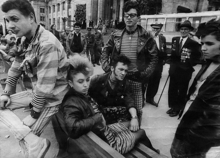 80-е годы XX века были расцветом неформальной молодежной культуры. /Фото: publy.ru
