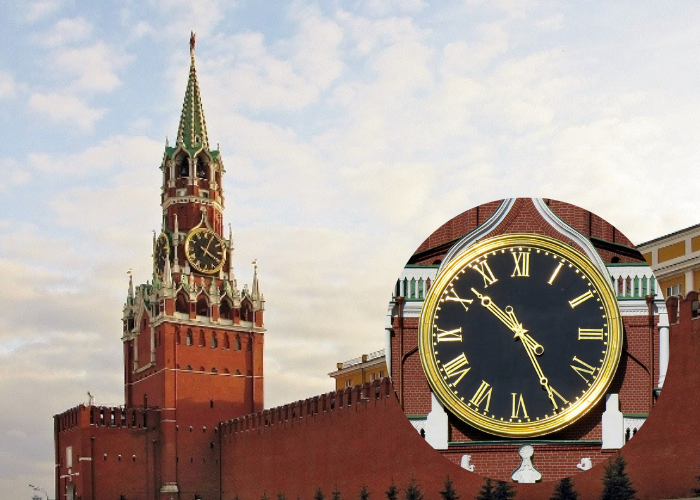 Современные куранты, которые сейчас находятся на Большой Кремлевской башне, являются уже пятой версией часов.
